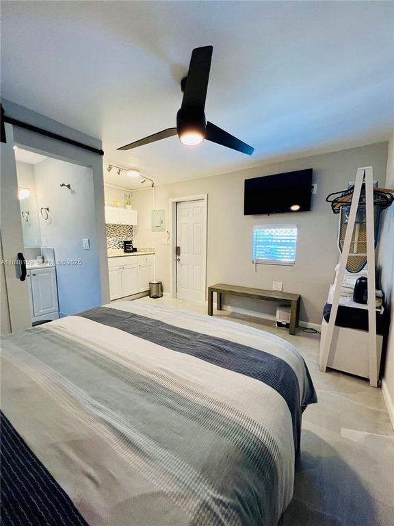 361 SW 20th Rd B, Miami, FL 33129