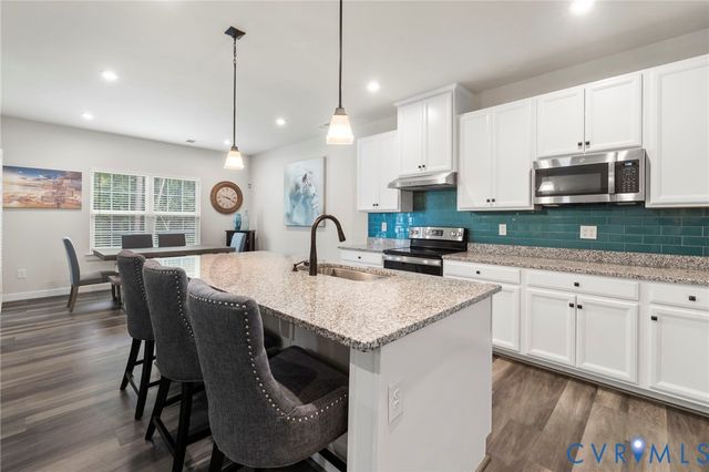 10225 Centralia Station Rd, Chester, VA 23831