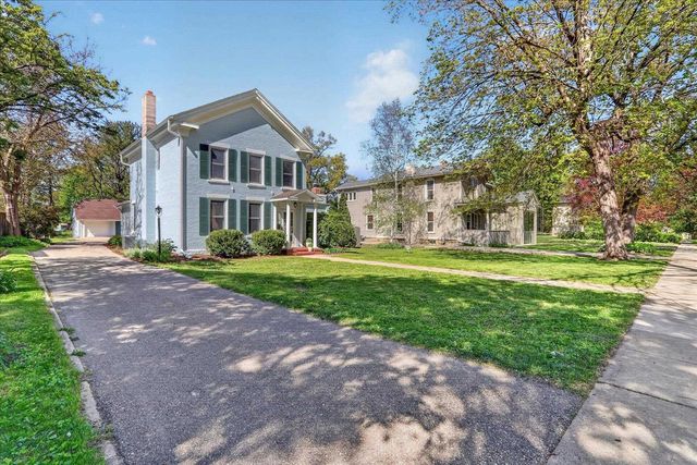 250 W Main Street, Evansville, WI 53536