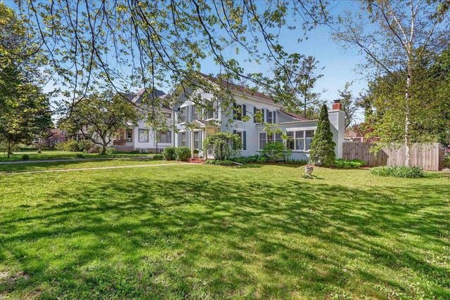 250 W Main Street, Evansville, WI 53536
