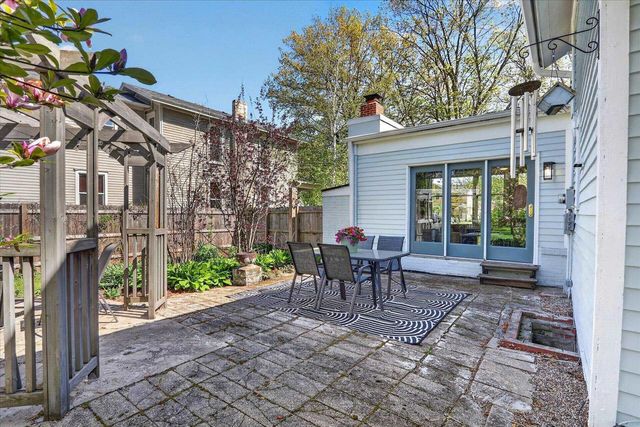 250 W Main Street, Evansville, WI 53536
