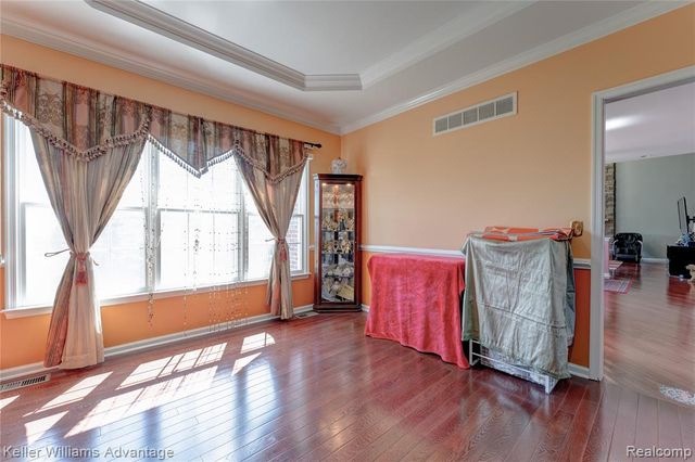 24374 Terra Del Mar Drive, Novi, MI 48374