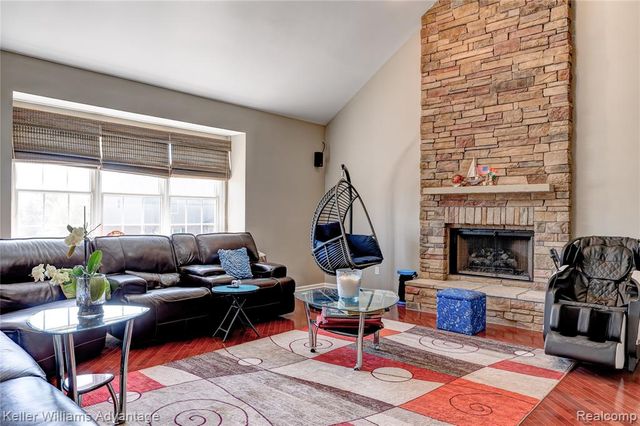 24374 Terra Del Mar Drive, Novi, MI 48374
