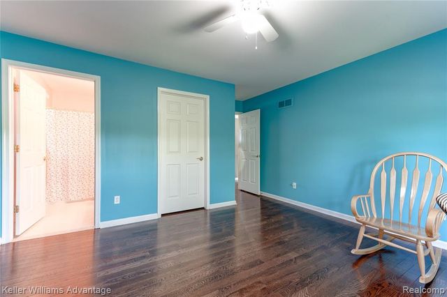 24374 Terra Del Mar Drive, Novi, MI 48374