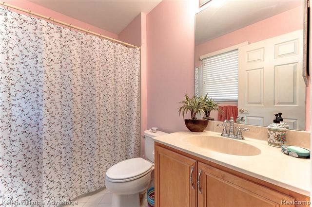 24374 Terra Del Mar Drive, Novi, MI 48374