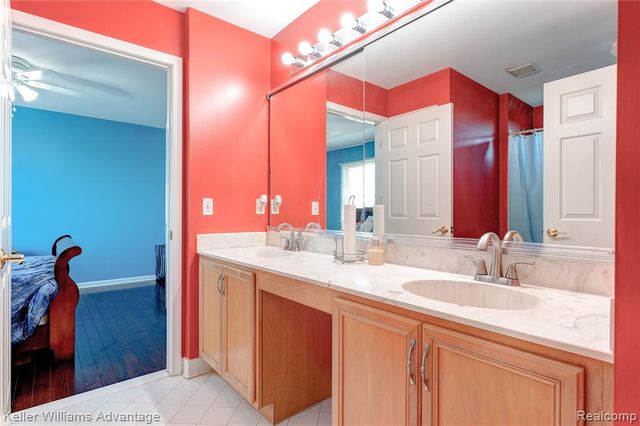 24374 Terra Del Mar Drive, Novi, MI 48374