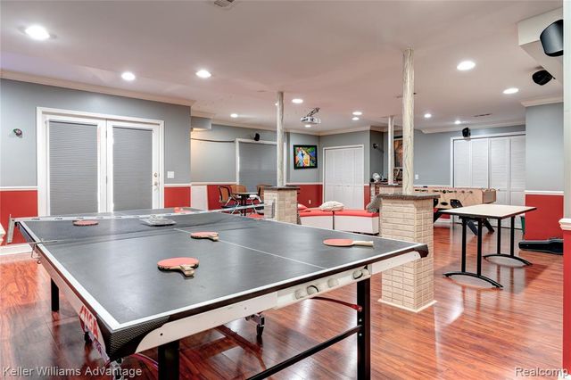 24374 Terra Del Mar Drive, Novi, MI 48374