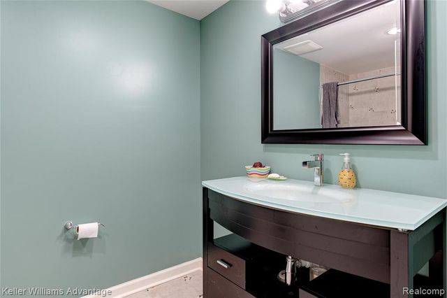 24374 Terra Del Mar Drive, Novi, MI 48374