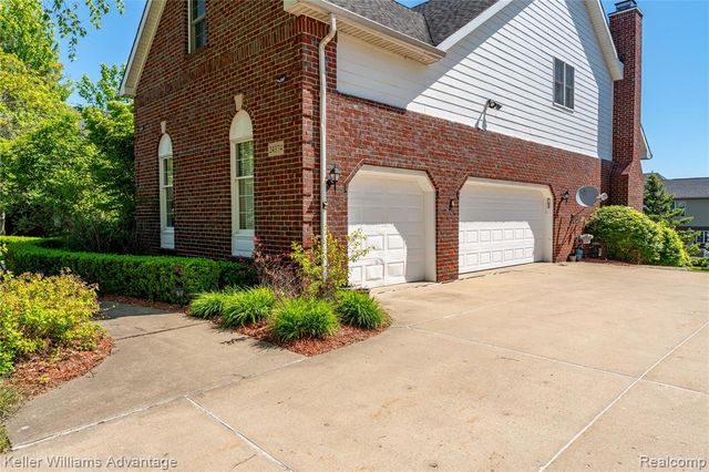 24374 Terra Del Mar Drive, Novi, MI 48374