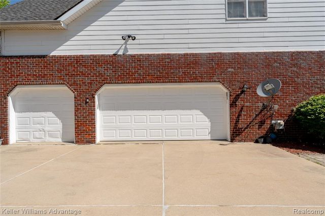 24374 Terra Del Mar Drive, Novi, MI 48374