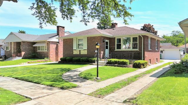 2343 Hawthorne Avenue, Westchester, IL 60154