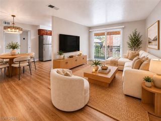4941 River Glen Drive 10, Las Vegas, NV 89103