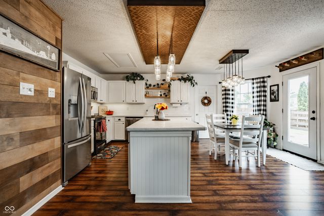 5756 N Plymouth Court, Mccordsville, IN 46055