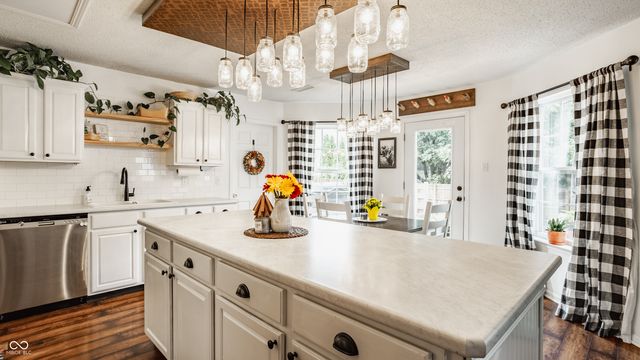 5756 N Plymouth Court, Mccordsville, IN 46055