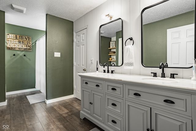 5756 N Plymouth Court, Mccordsville, IN 46055