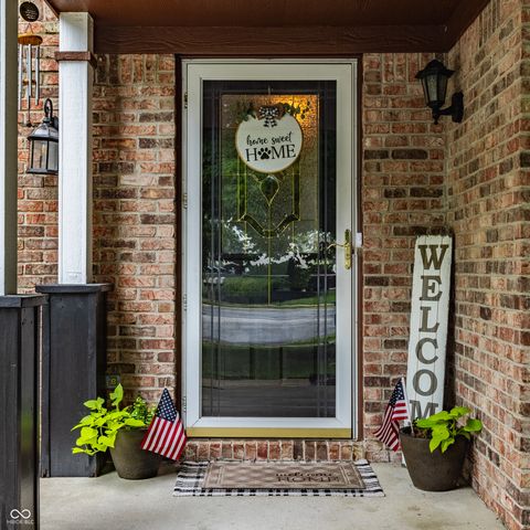 5756 N Plymouth Court, Mccordsville, IN 46055