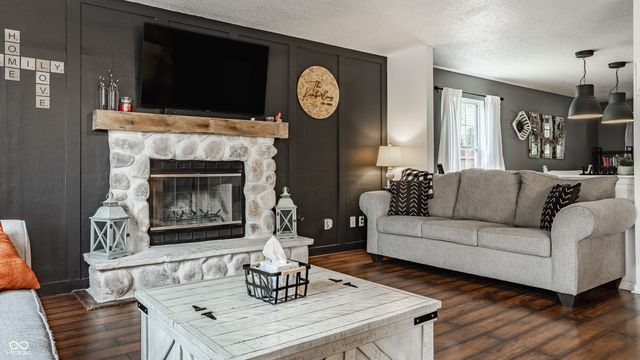 5756 N Plymouth Court, Mccordsville, IN 46055