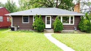 2022 Hyacinth Avenue E, Saint Paul, MN 55119