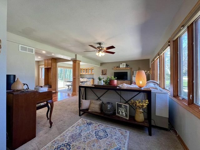 2115 Greenwood ROAD, Glendale, WI 53209