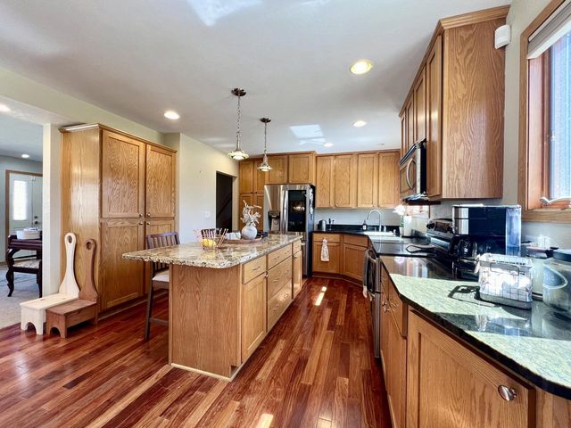 2115 Greenwood ROAD, Glendale, WI 53209