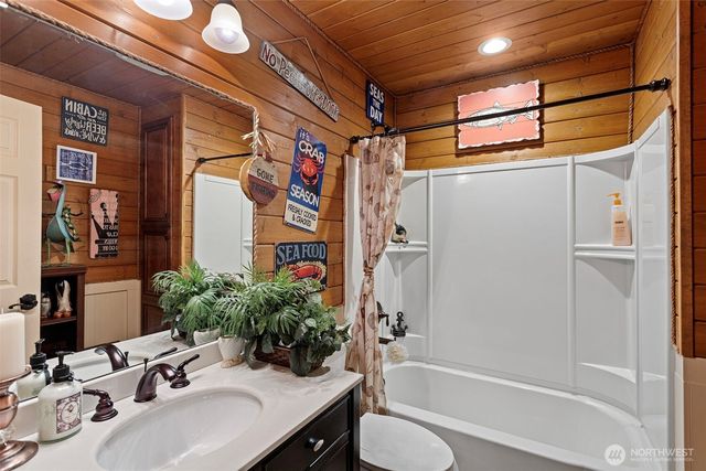 8116 Naketa Beach Walk, Mukilteo, WA 98275