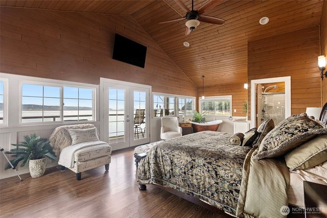 8116 Naketa Beach Walk, Mukilteo, WA 98275