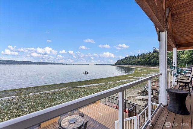 8116 Naketa Beach Walk, Mukilteo, WA 98275