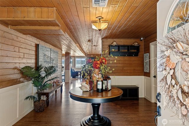 8116 Naketa Beach Walk, Mukilteo, WA 98275