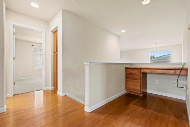 1740 Hiawatha Dr, Roseville, CA 95747