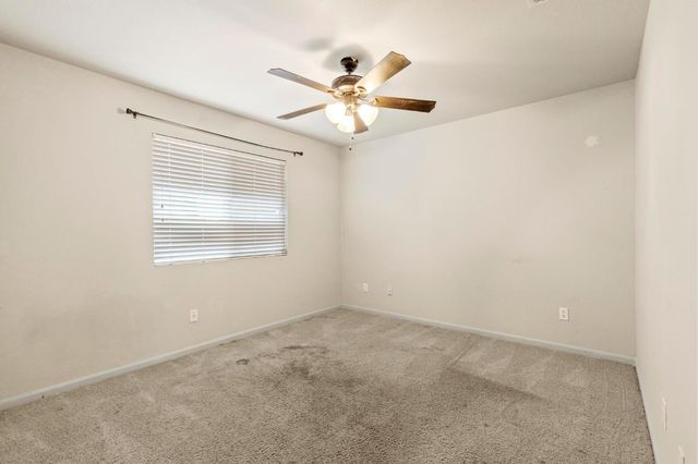 1740 Hiawatha Dr, Roseville, CA 95747