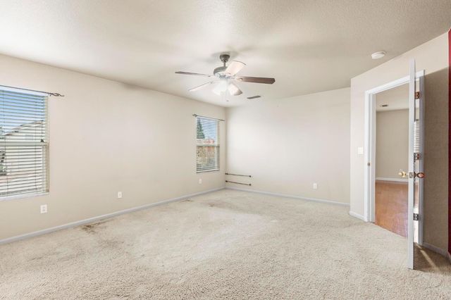 1740 Hiawatha Dr, Roseville, CA 95747