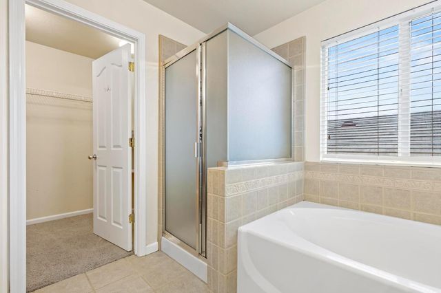 1740 Hiawatha Dr, Roseville, CA 95747