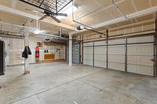 1740 Hiawatha Dr, Roseville, CA 95747