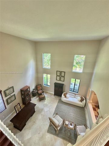 8205 SW 171st Ter, Palmetto Bay, FL 33157