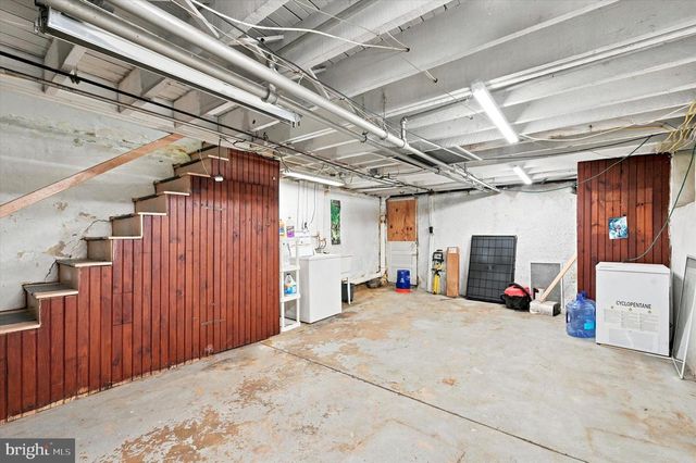 200 W PLUMSTEAD AVE, Lansdowne, PA 19050