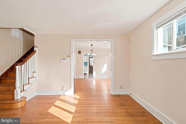 200 W PLUMSTEAD AVE, Lansdowne, PA 19050