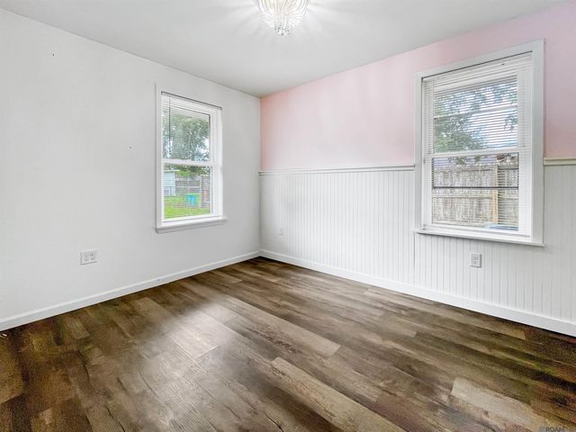 723 Poplar St, Denham Springs, LA 70726