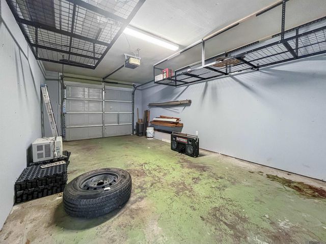 723 Poplar St, Denham Springs, LA 70726