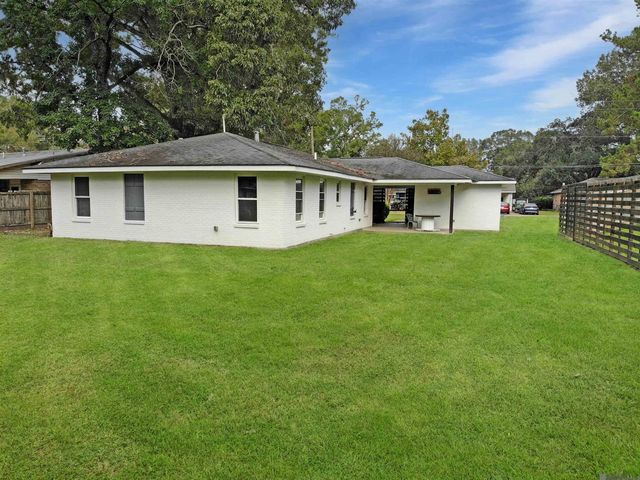 723 Poplar St, Denham Springs, LA 70726