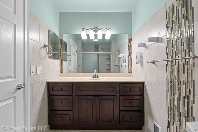 14554 Alma Drive, Sterling Heights, MI 48313