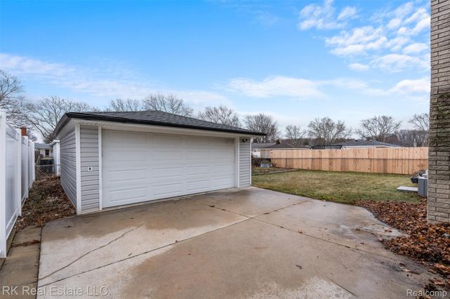 14554 Alma Drive, Sterling Heights, MI 48313