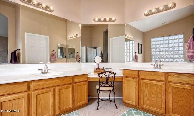 2021 E DESERT INN Drive, Chandler, AZ 85249