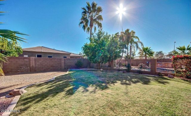 2021 E DESERT INN Drive, Chandler, AZ 85249
