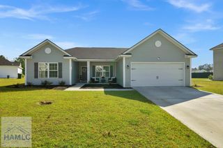 323 Brightleaf Circle, Hinesville, GA 31313