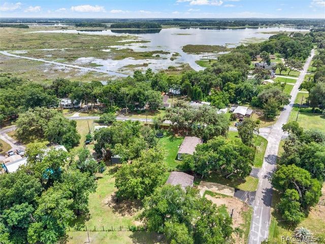 2845 N Lakefront Drive, Hernando, FL 34442