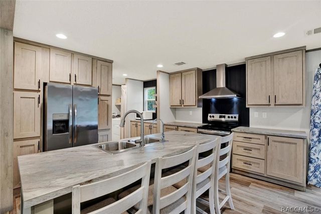 2845 N Lakefront Drive, Hernando, FL 34442