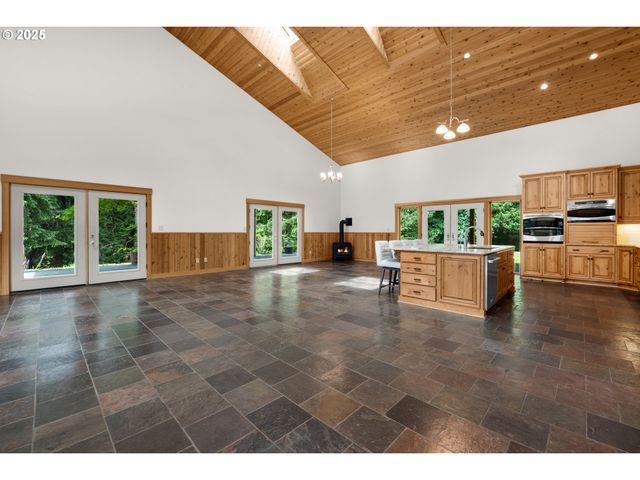 37769 HIGHWAY 26, Seaside, OR 97138