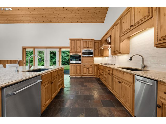37769 HIGHWAY 26, Seaside, OR 97138