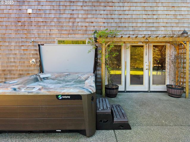 37769 HIGHWAY 26, Seaside, OR 97138