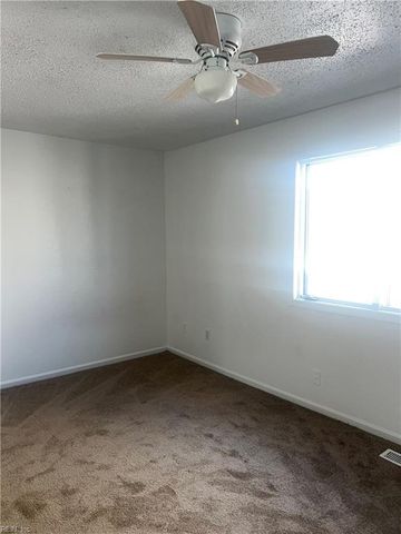 3158 E Ocean View AVE, Norfolk, VA 23518